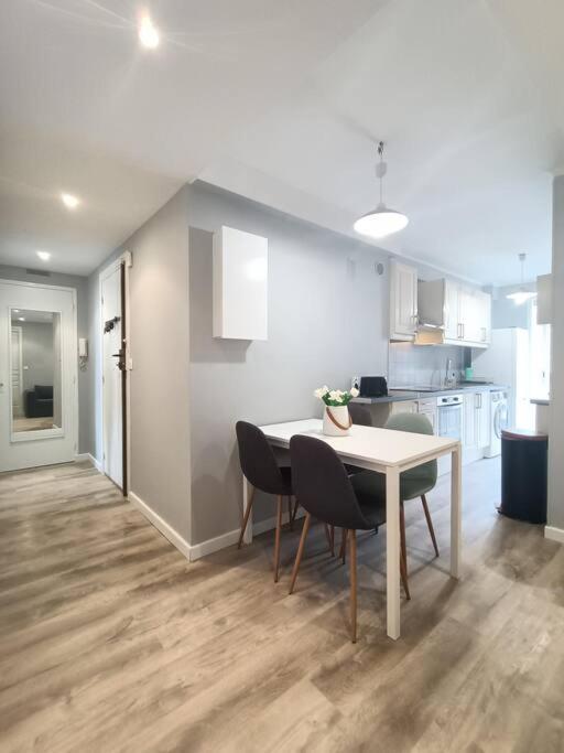F4 Avec Vue / Flat With Sea View 3 Bedrooms Lejlighed *